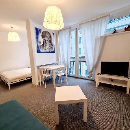 Topfloor Greeceflat A Cosy Flat In The City Center Appartamento Varsavia Esterno foto